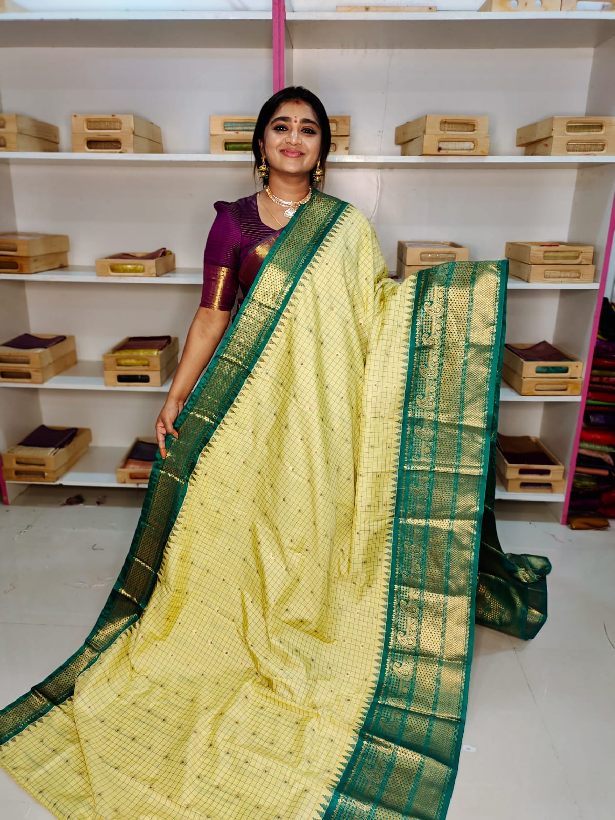 శ్రావణమాసం సేల్ గద్వాల్ సిల్క్