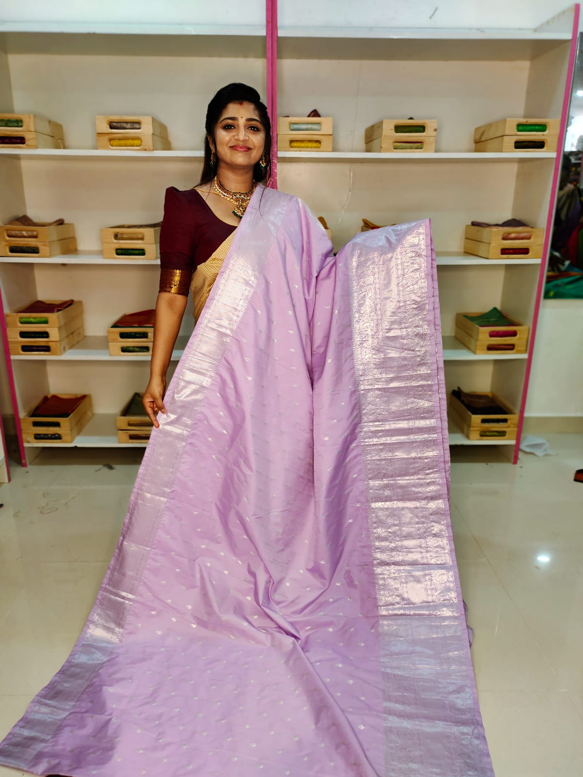 గద్వాల్ క్లియరెన్స్ సేల్
