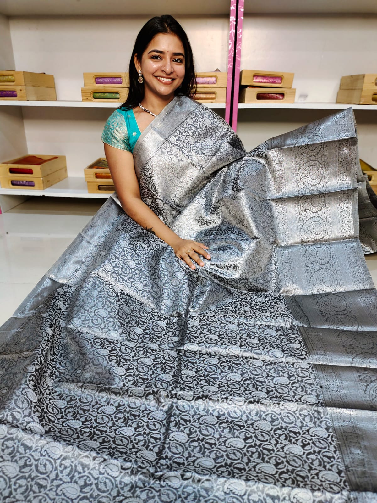 90% offer kanchi pattu sarees