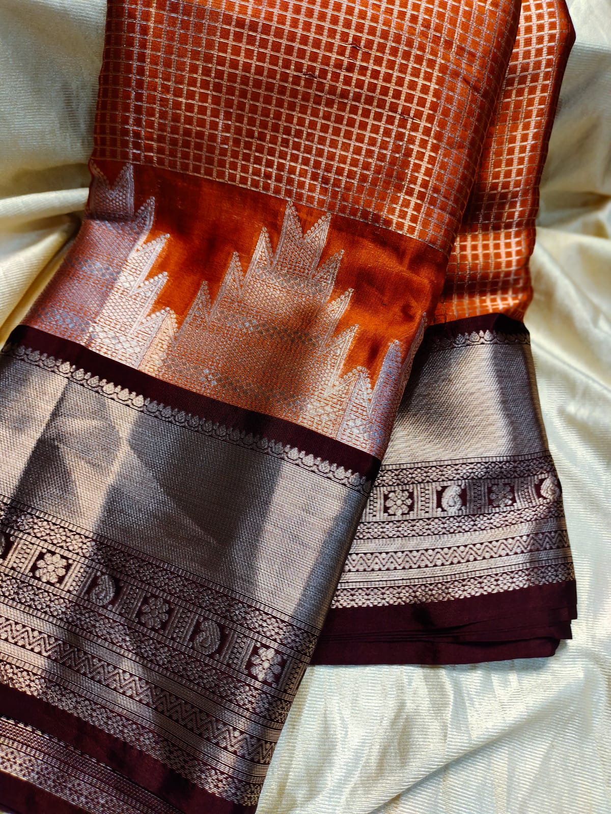 AC750