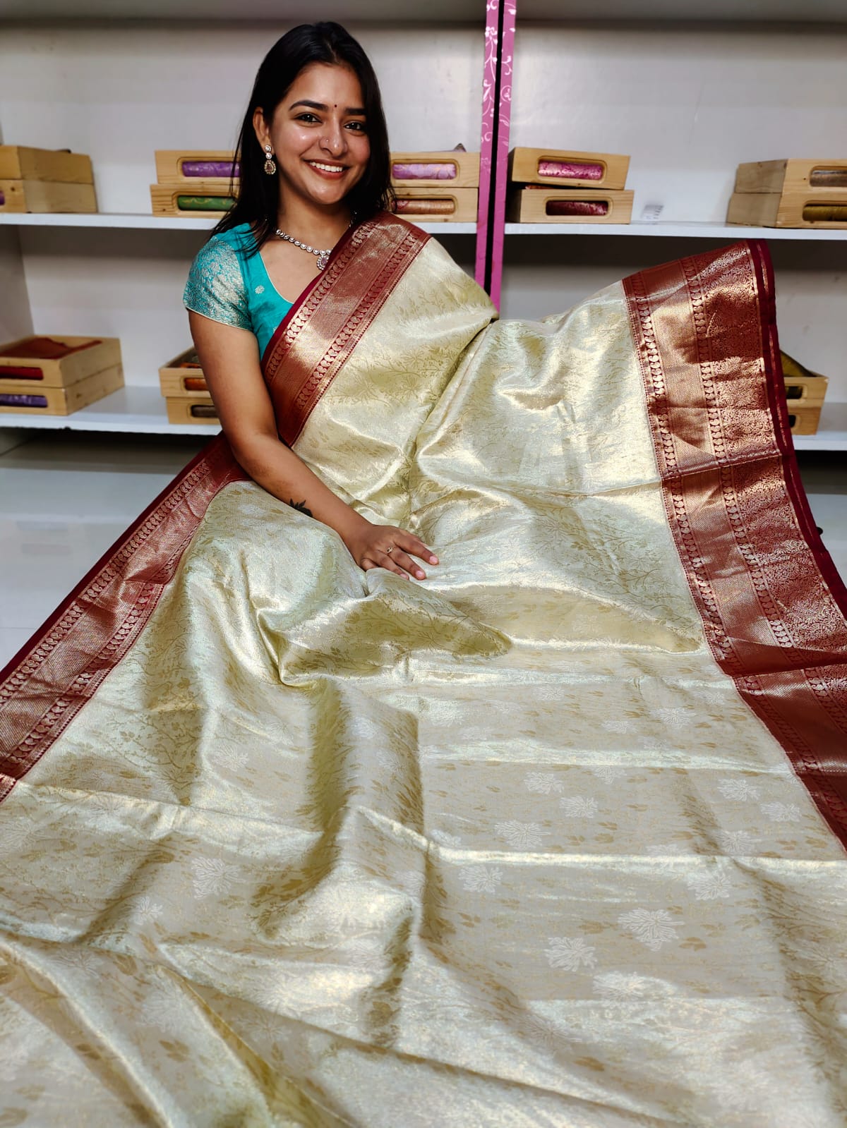 90% offer kanchi pattu sarees
