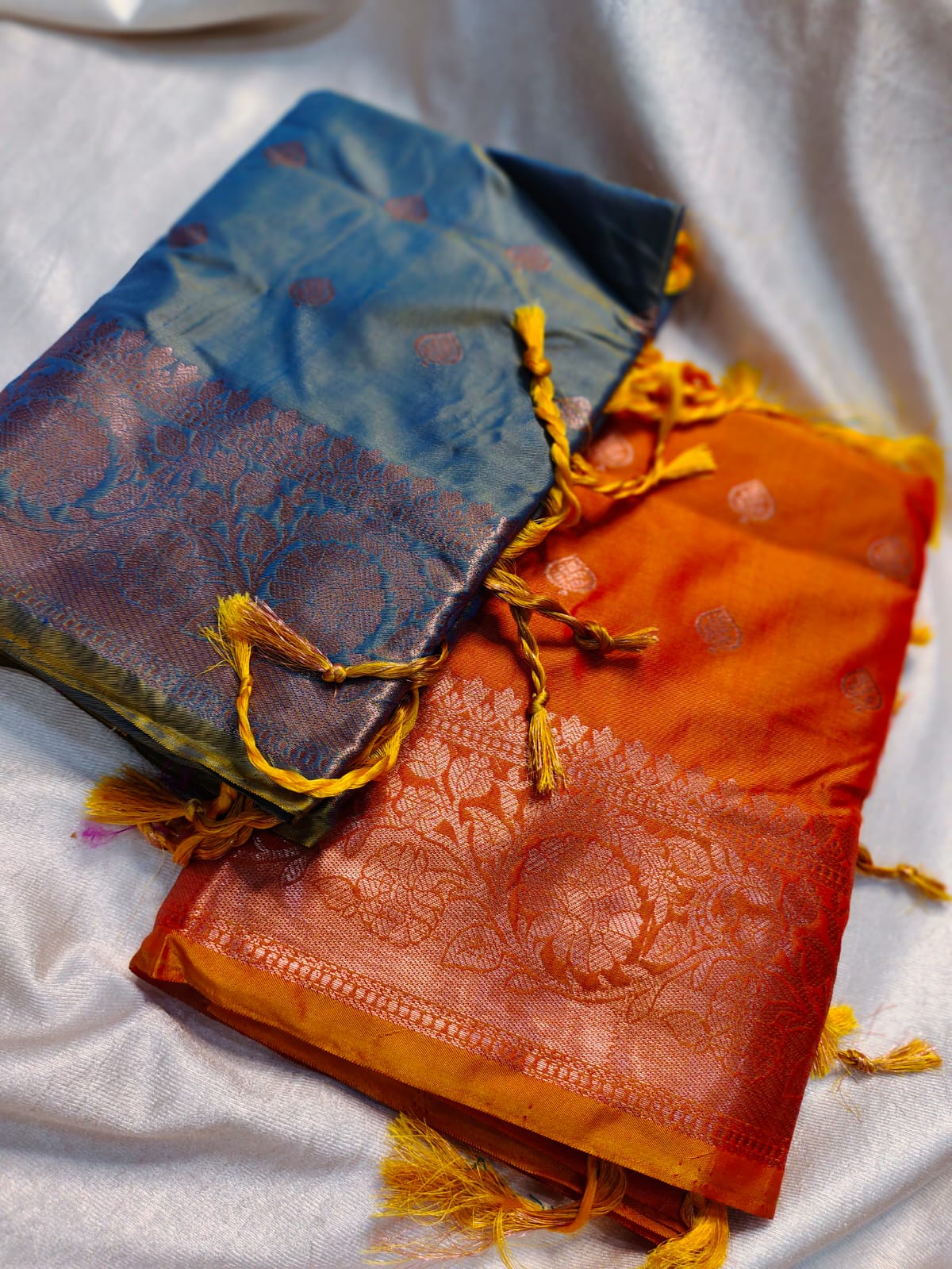 1+1 offer Uppada silk