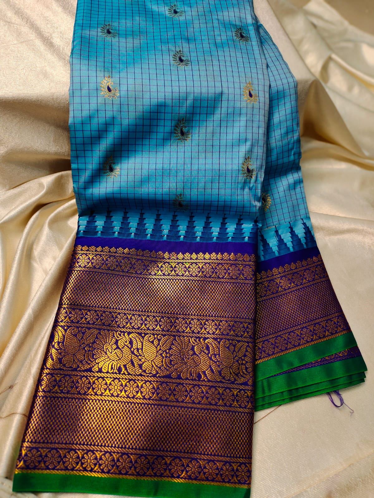 Vintage gadwal silk
