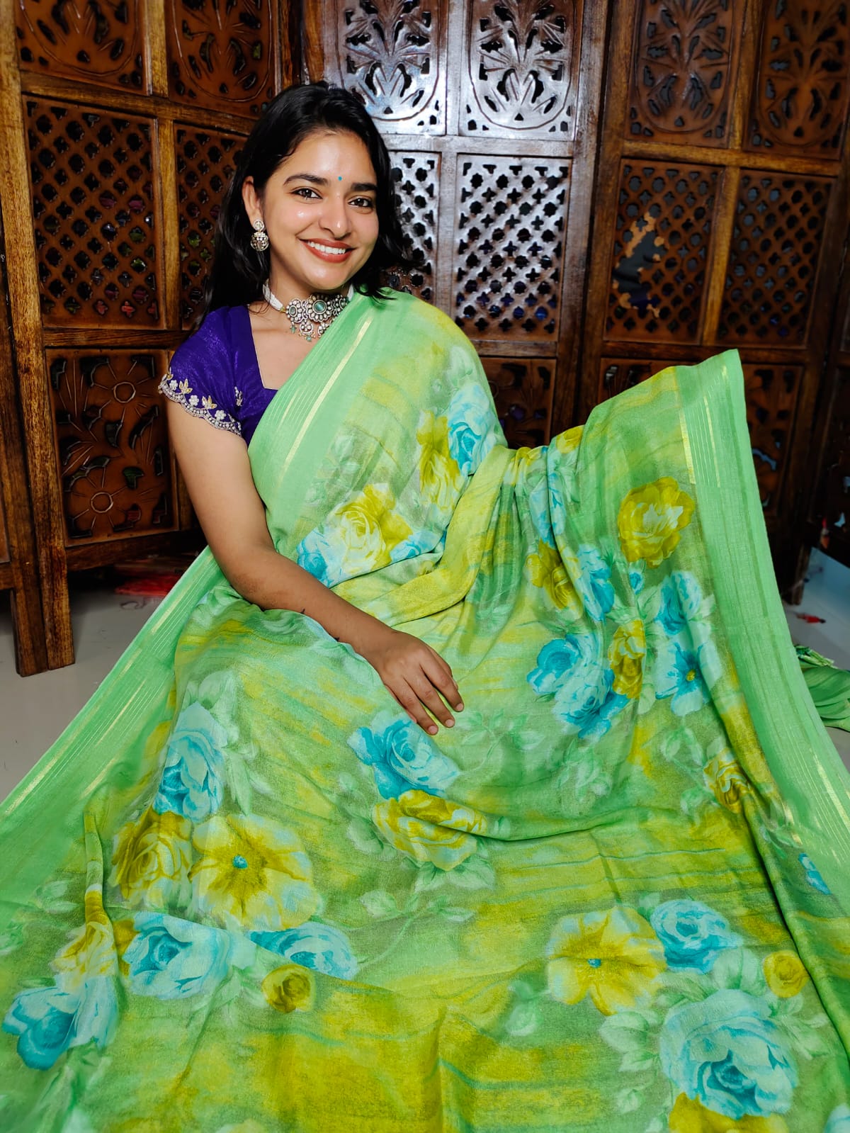 సంక్రాంతికి చీర ఆఫర్