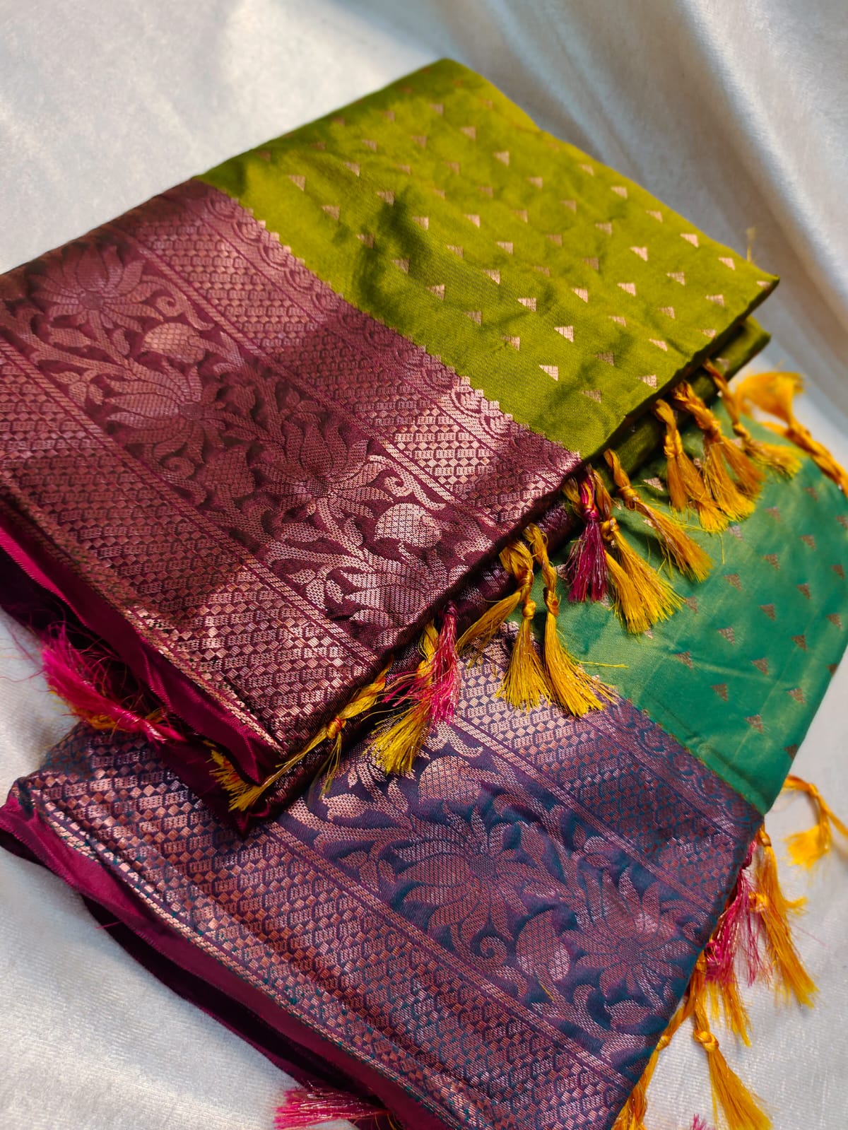 1+1 offer Uppada silk