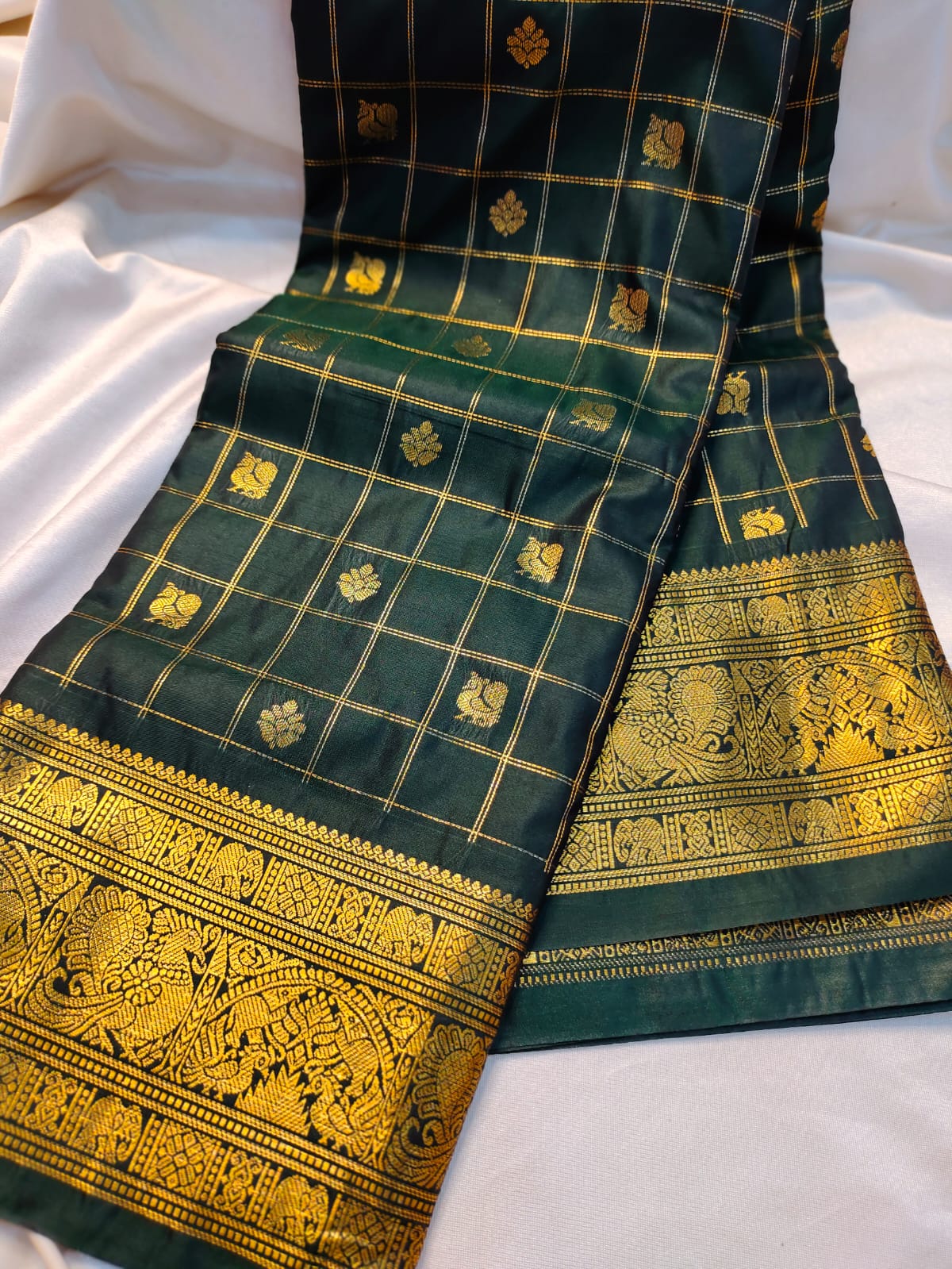 Vintage gadwal sarees