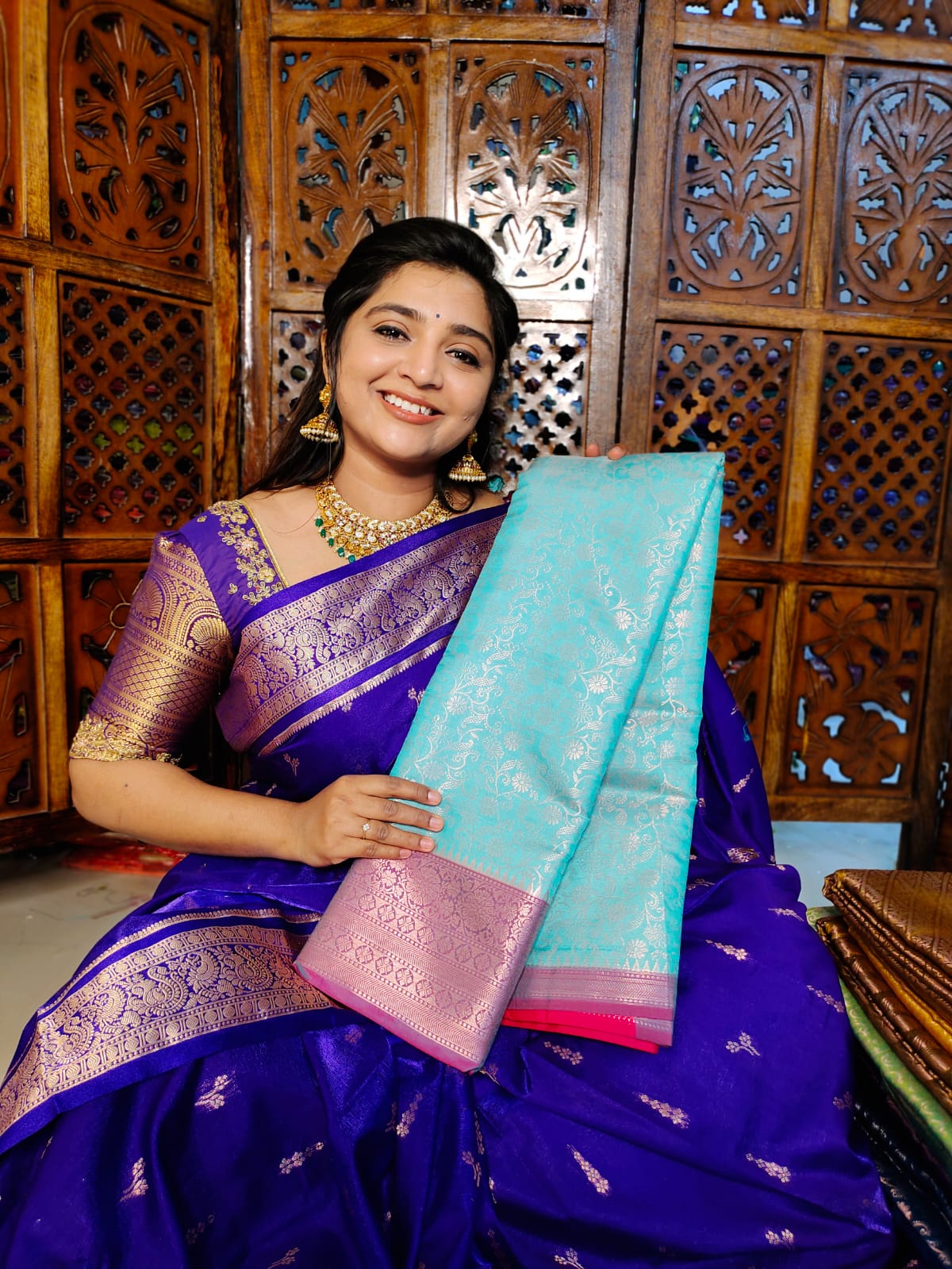 BS599 ద్వారా మరిన్ని