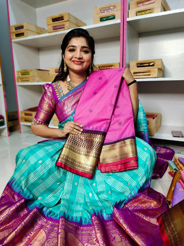 Vitange gadwal silk