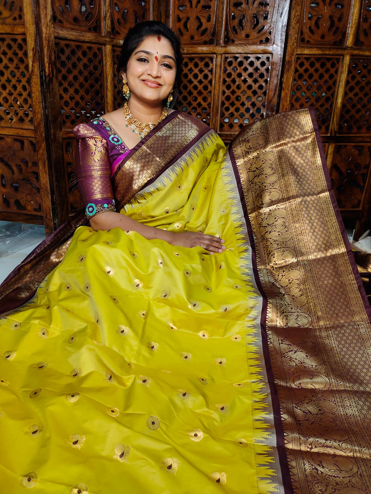 60% offer gadwal silk sarees