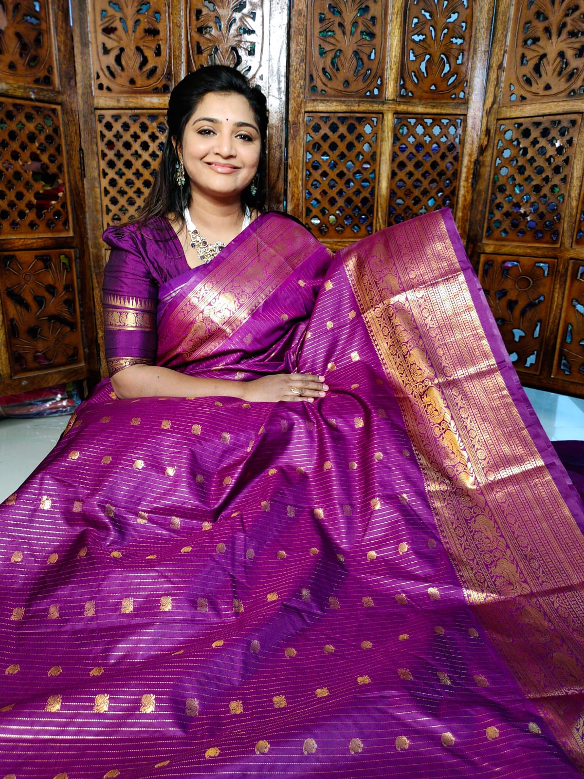 కొత్త వింటేజ్ గద్వాల్