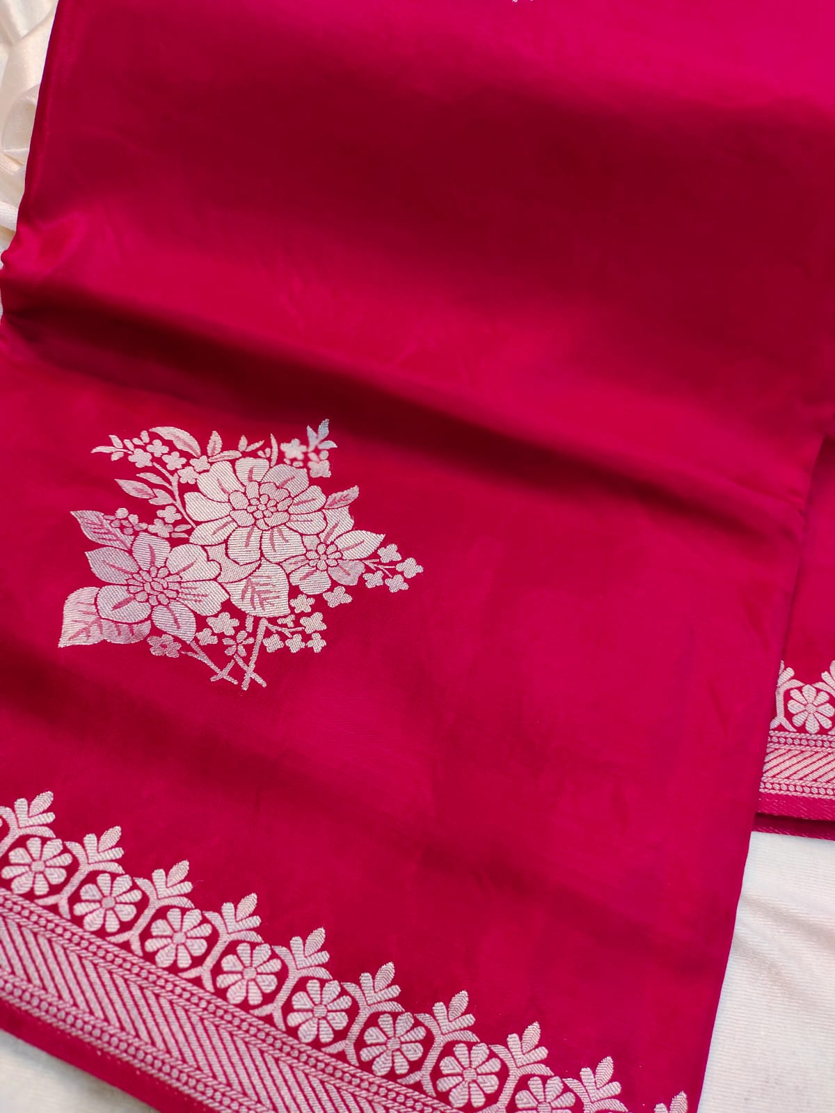 Premium Fancy sarees 60% off