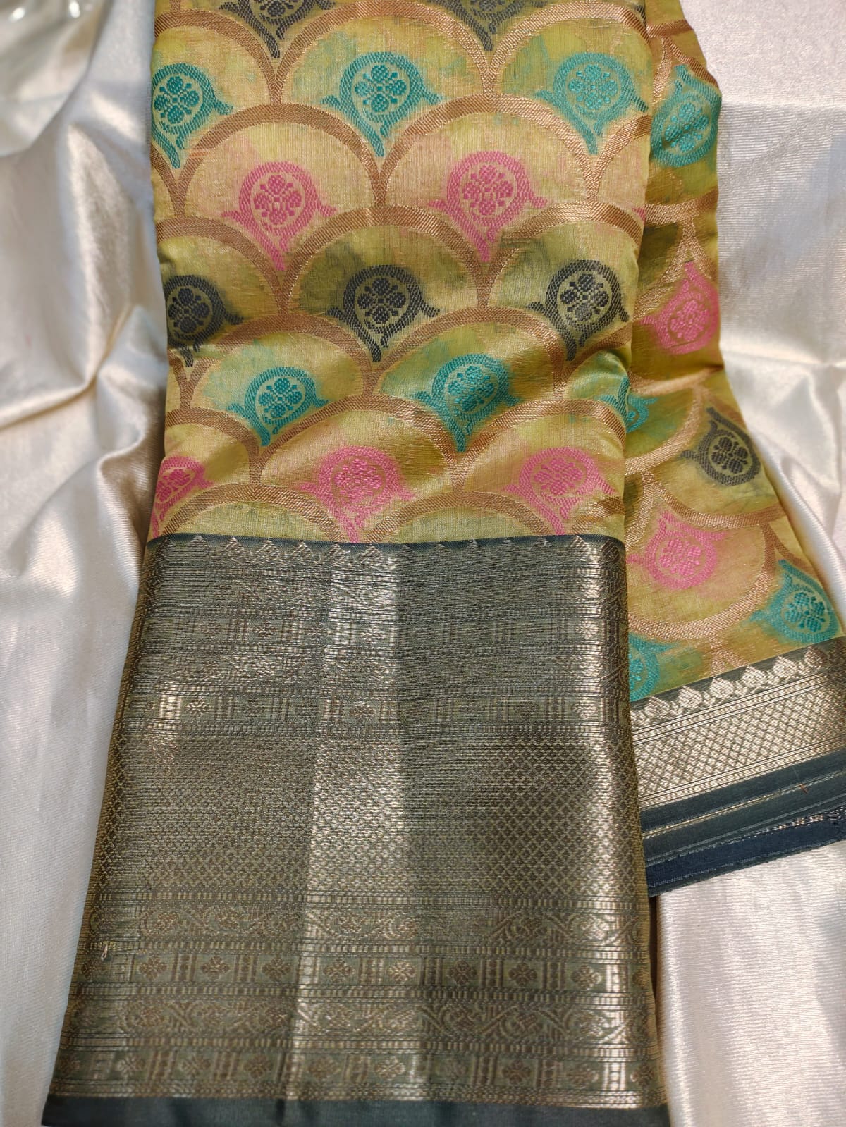 శ్రావణమాసం అమ్మకం