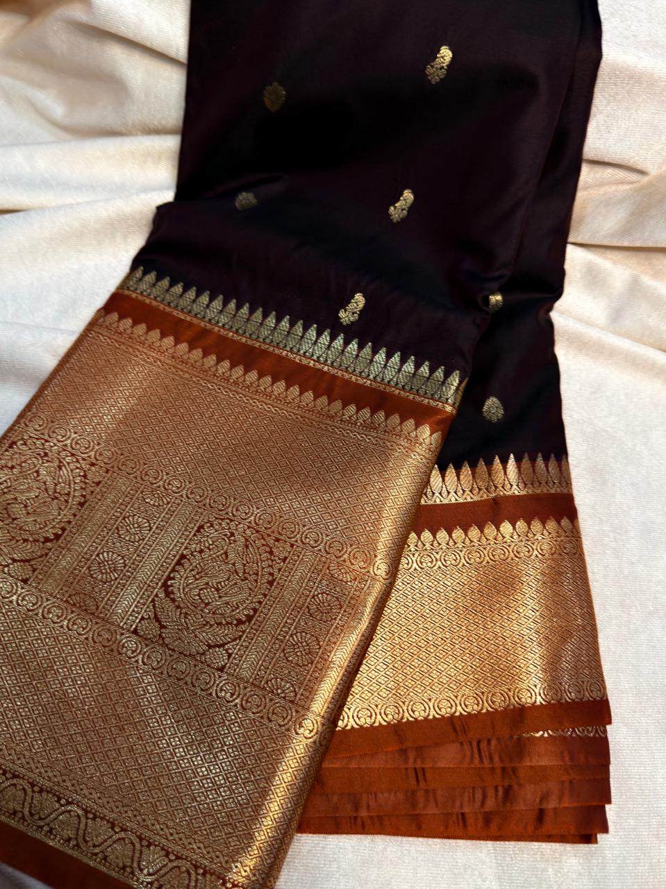Gadwal sale 1599