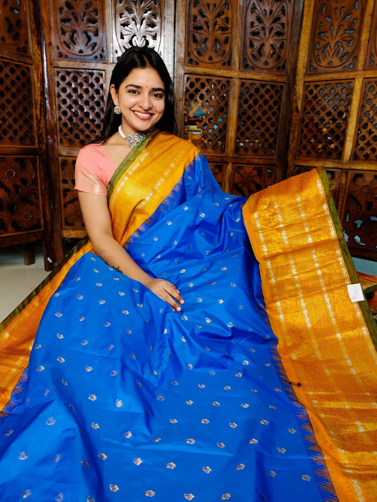 గద్వాల్ క్లియరెన్స్ సేల్