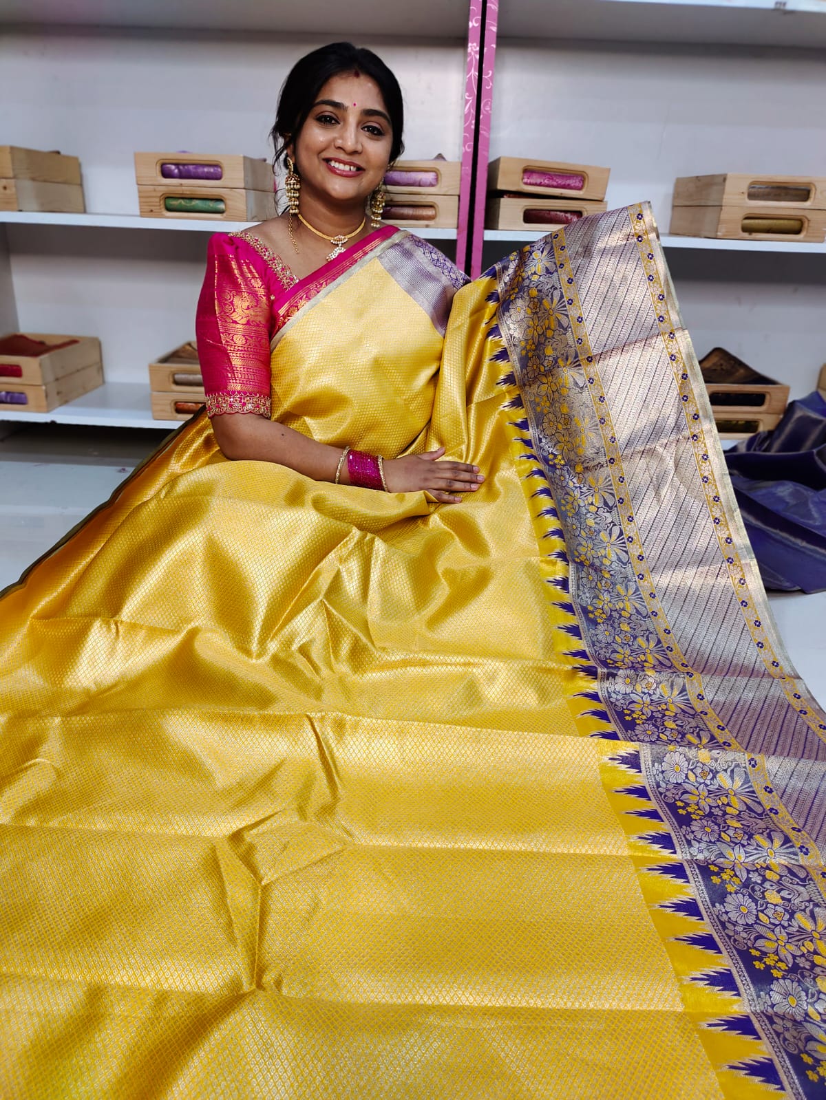 90% offer kanchi pattu collections