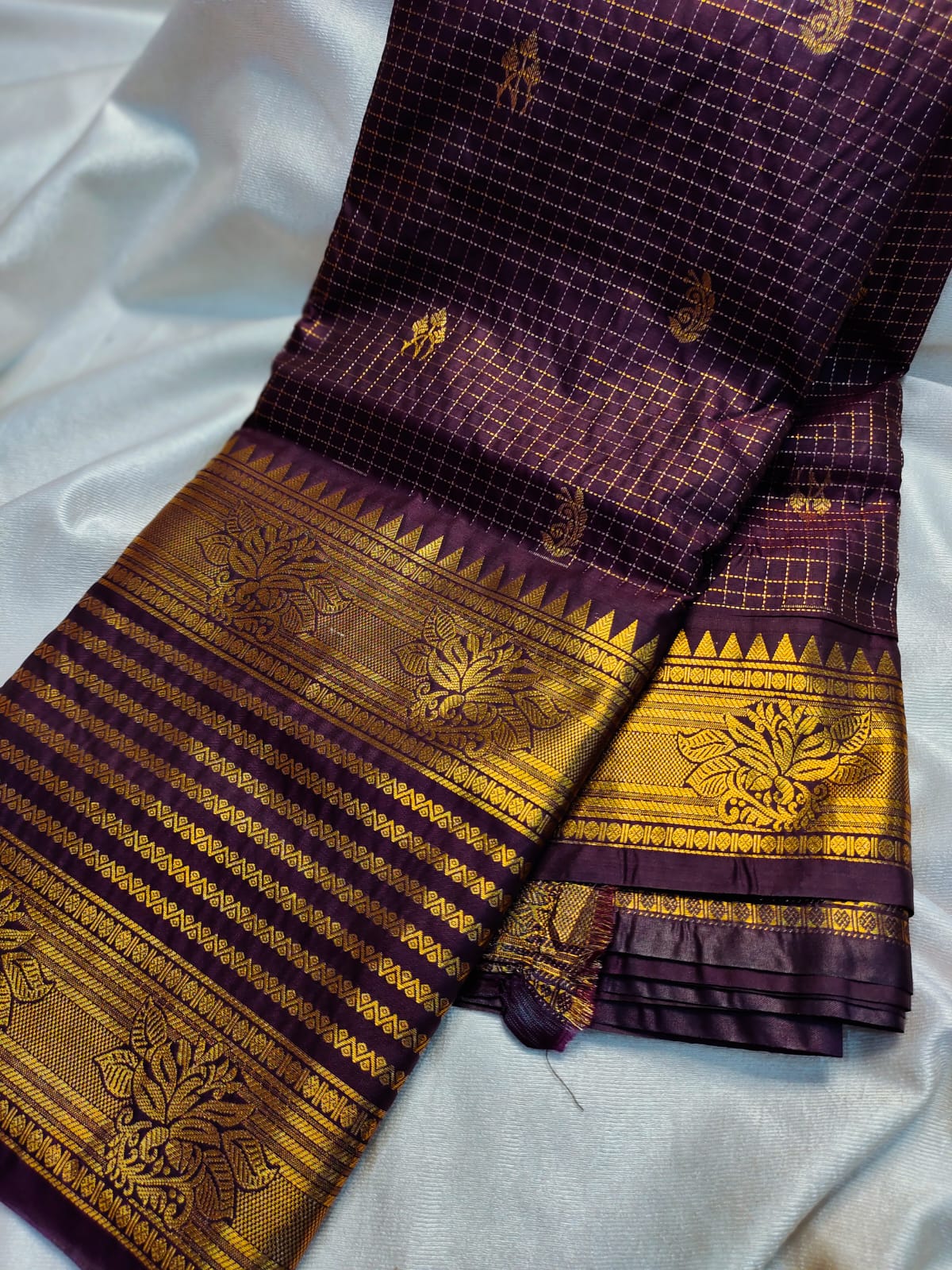 Vintage gadwal sarees