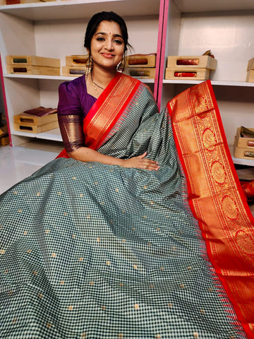 Vitange gadwal silk
