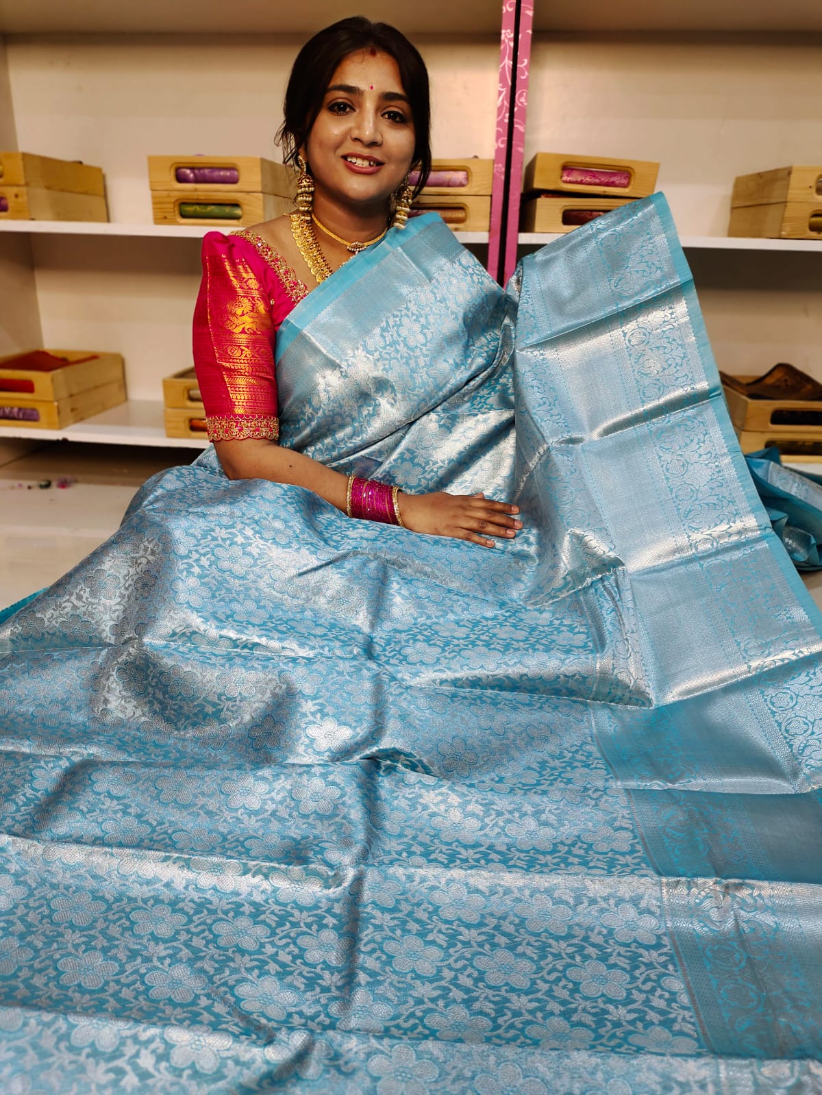 90% offer kanchi pattu collection
