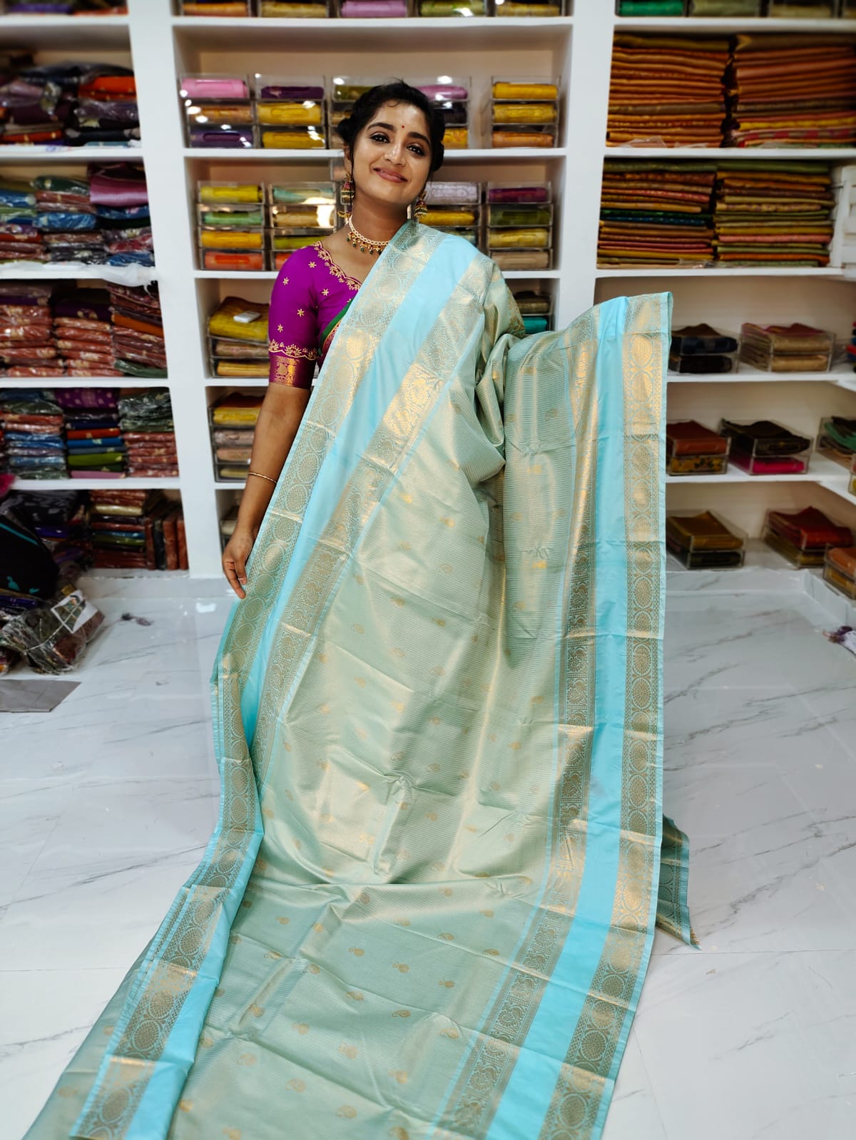50% offer Valli gadwal