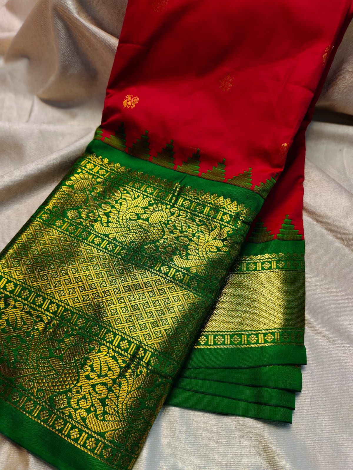 Sravanam gadwal sale