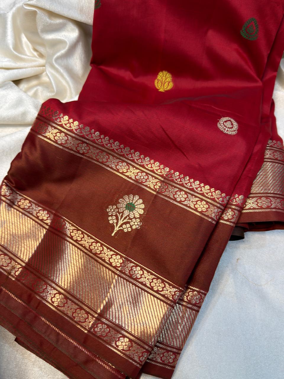 65% offer saree