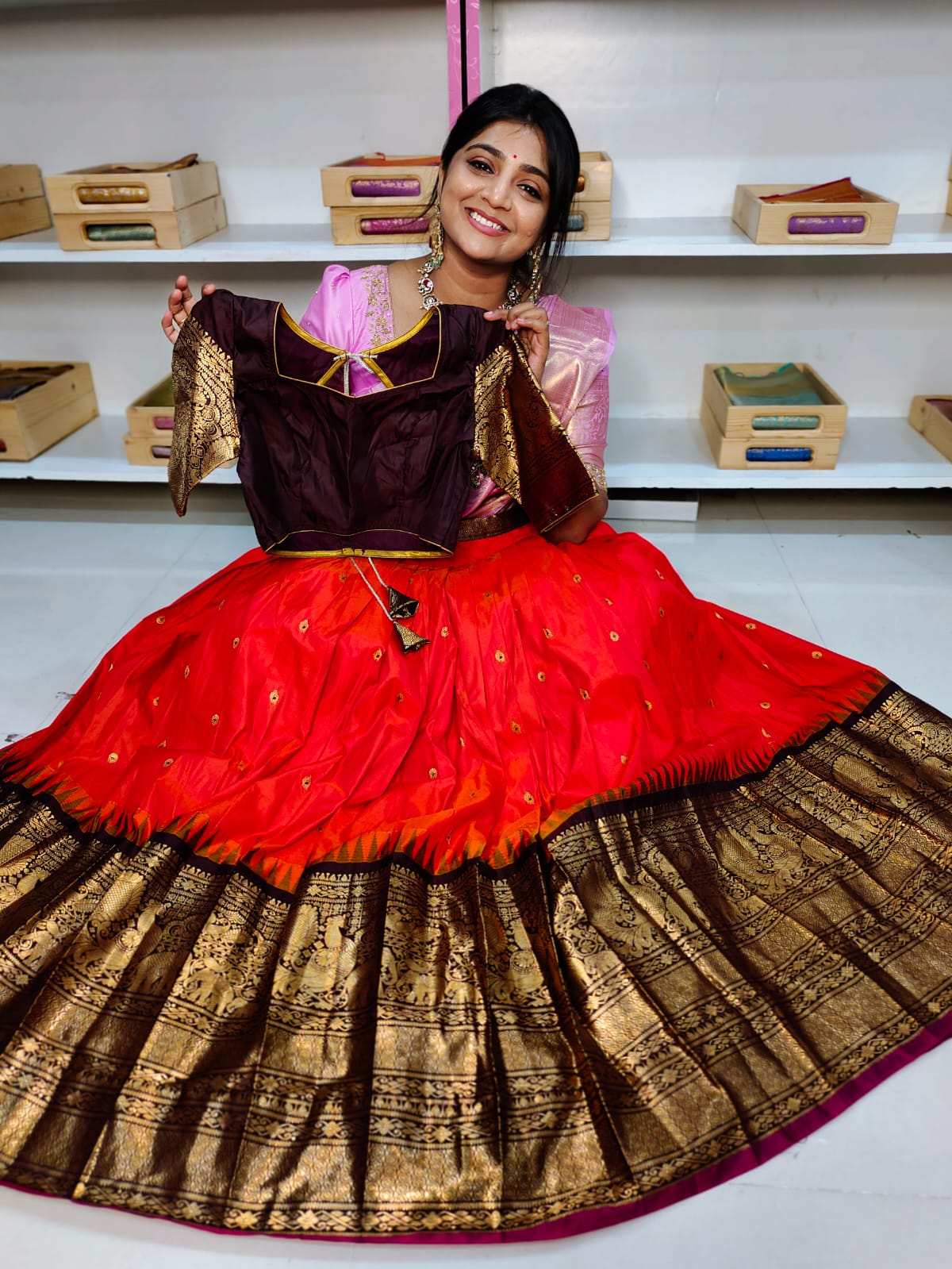 Vintage gadwal lehangas