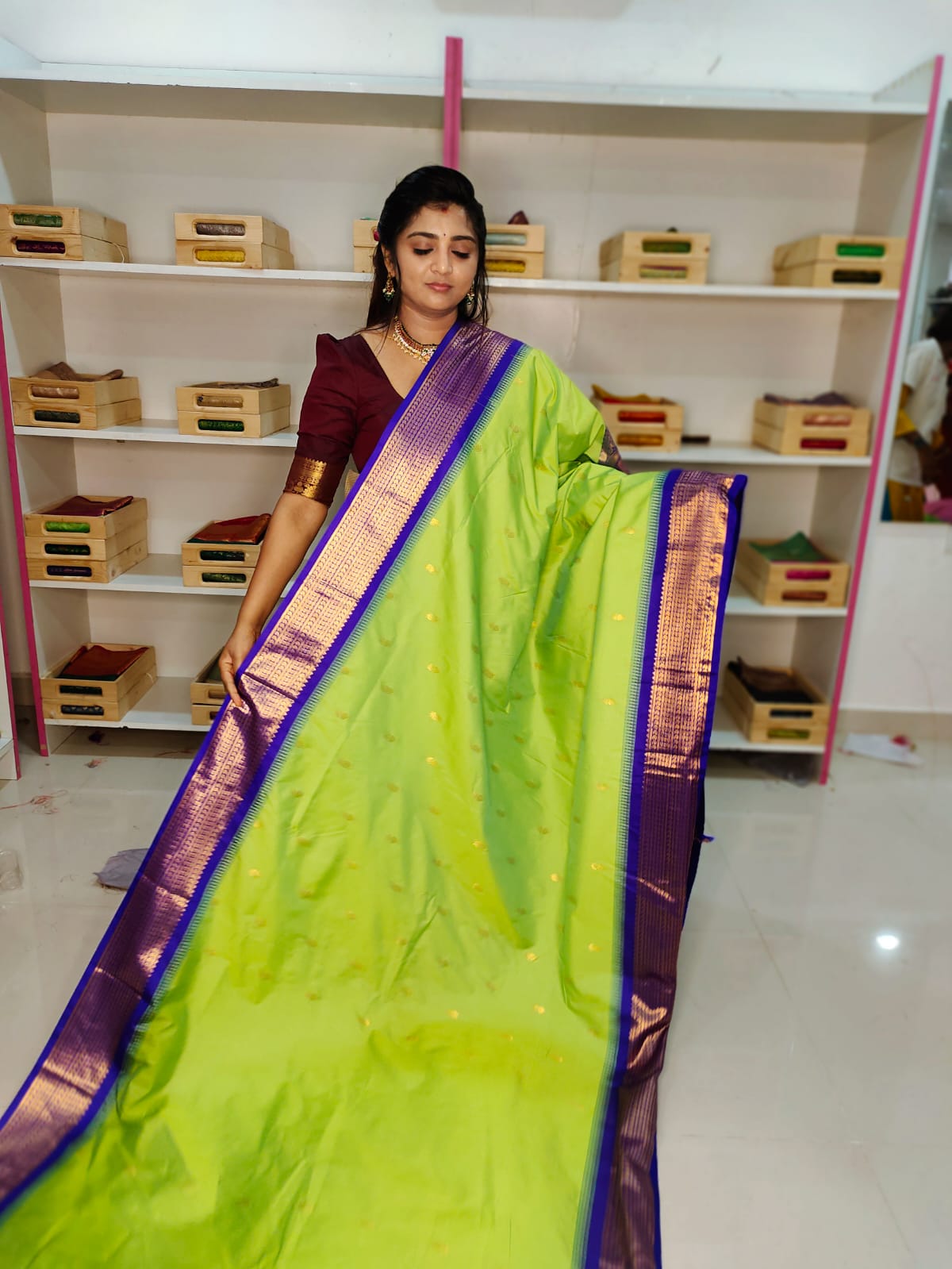 గద్వాల్ క్లియరెన్స్ సేల్
