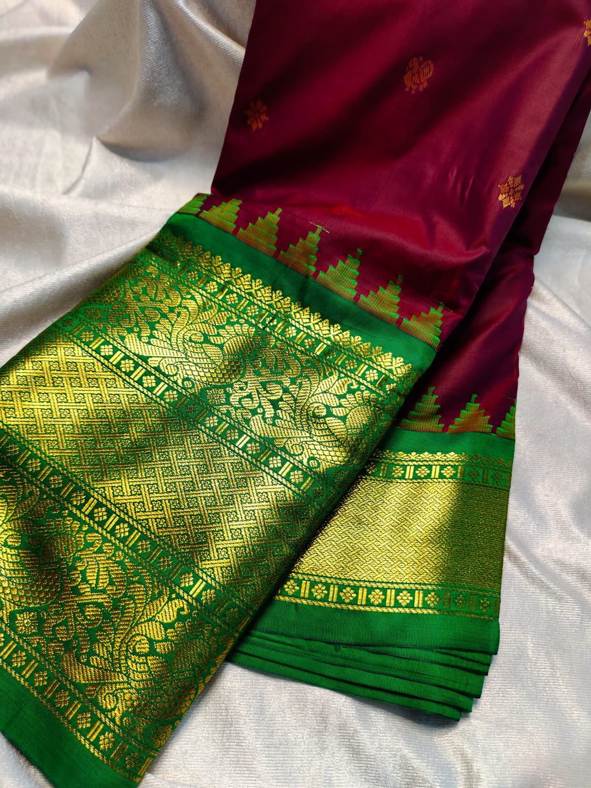 Sravanam gadwal sale