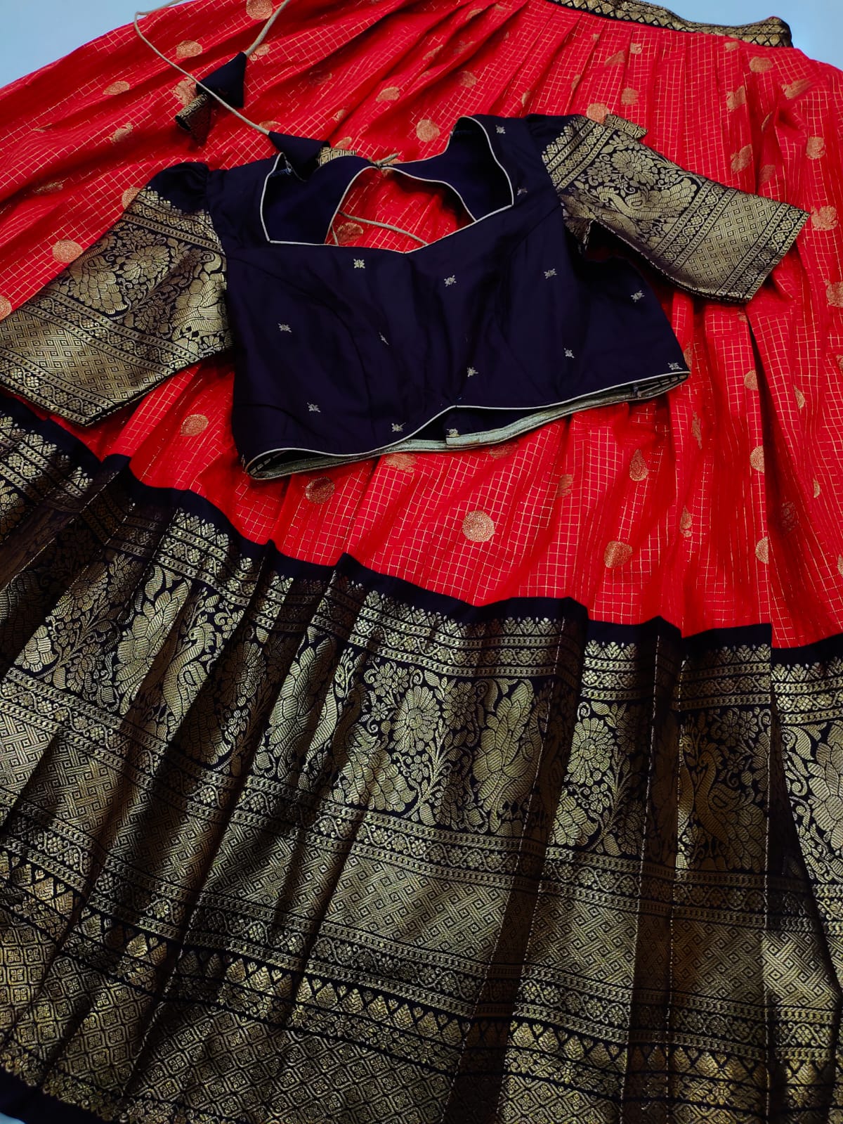 Vintage gadwal lehangas