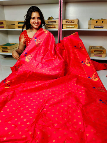 దీపావళికి చీరలు ఆఫర్ చేయండి