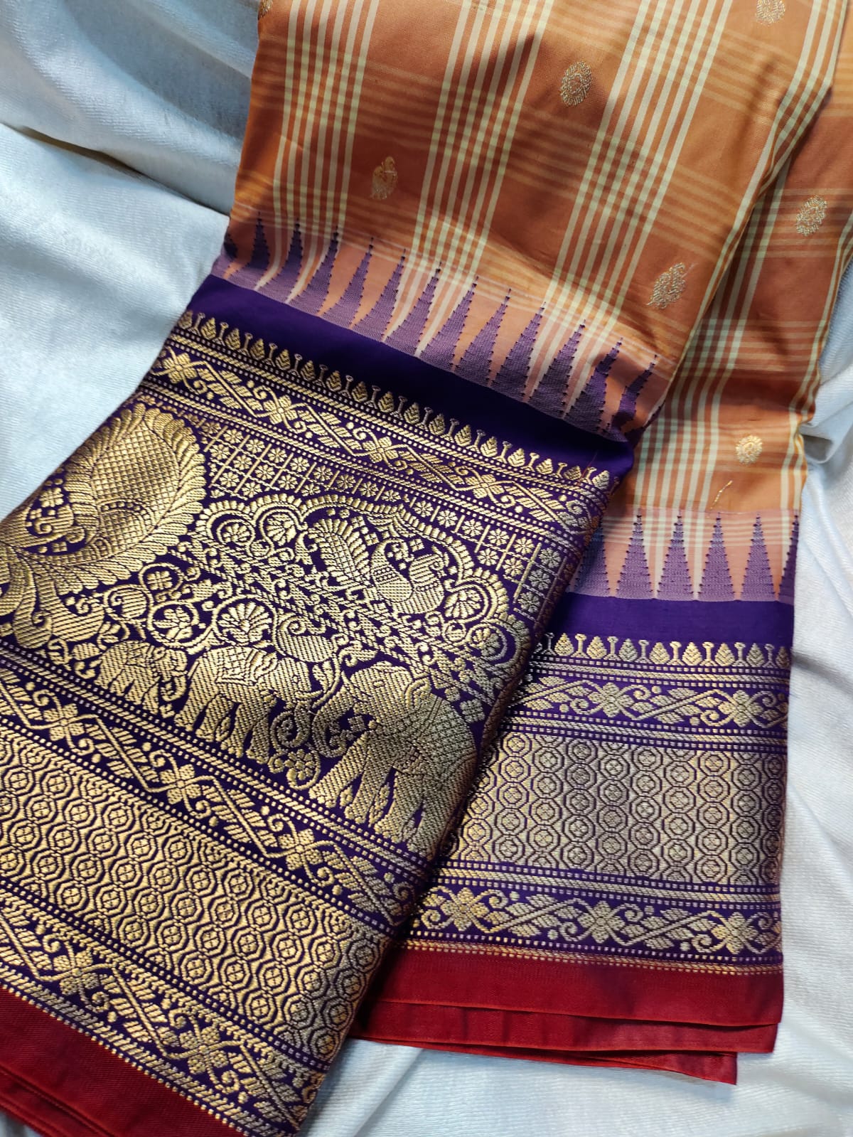 60% offer gadwal saree