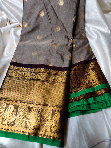 Vitange gadwal silk saree