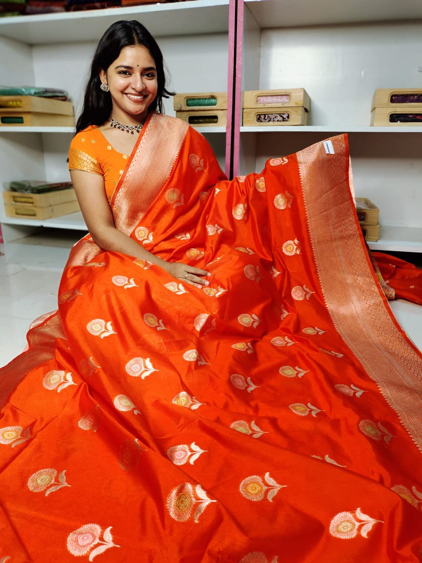 దీపావళికి చీరలు ఆఫర్ చేయండి