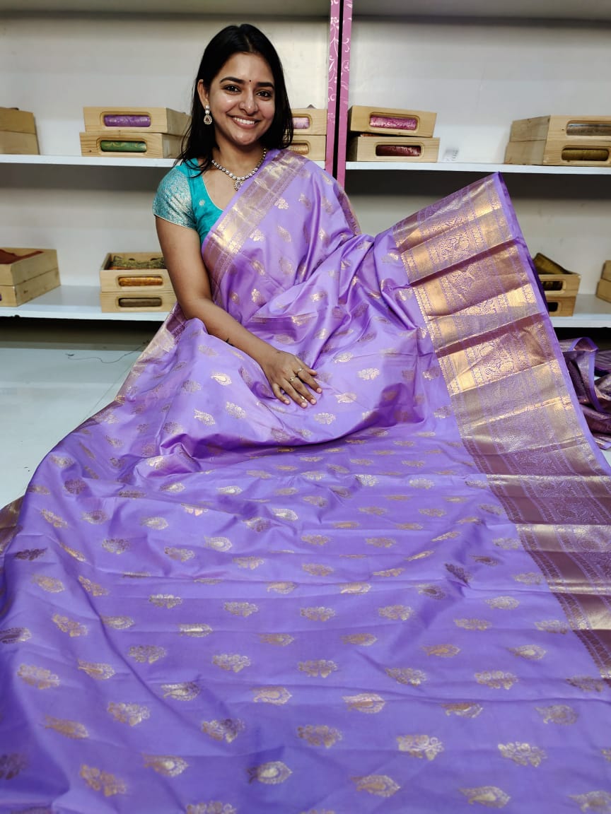 Gadwal offer sarees
