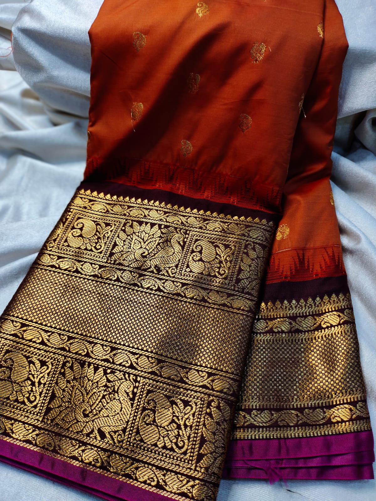 60% offer gadwal sarees