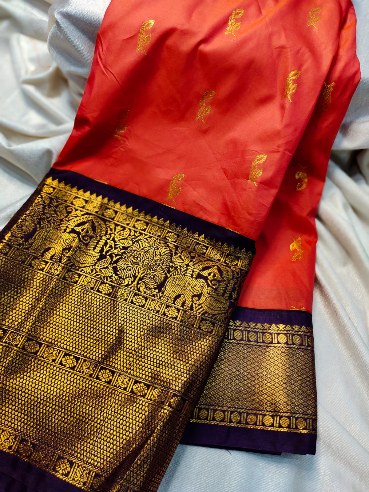 60% offer gadwal sarees