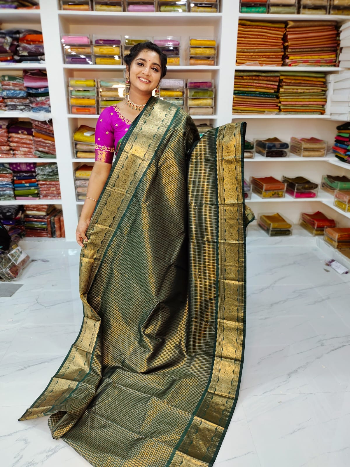 50% offer Valli gadwal