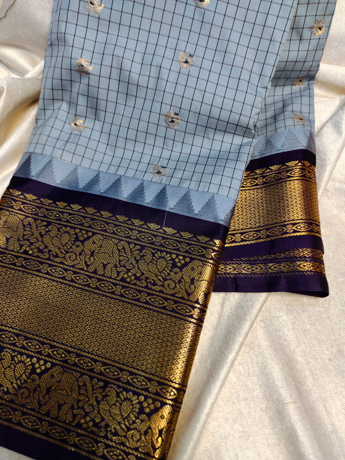 Sravanam gadwal sale