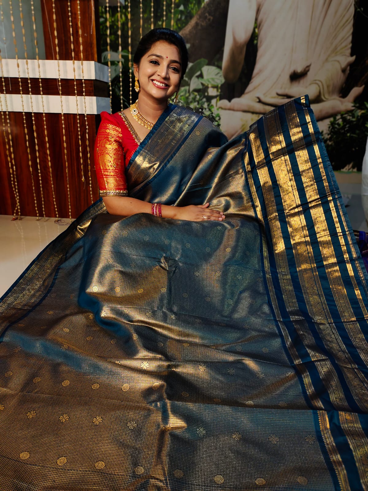 Valli gadwal 1day sale