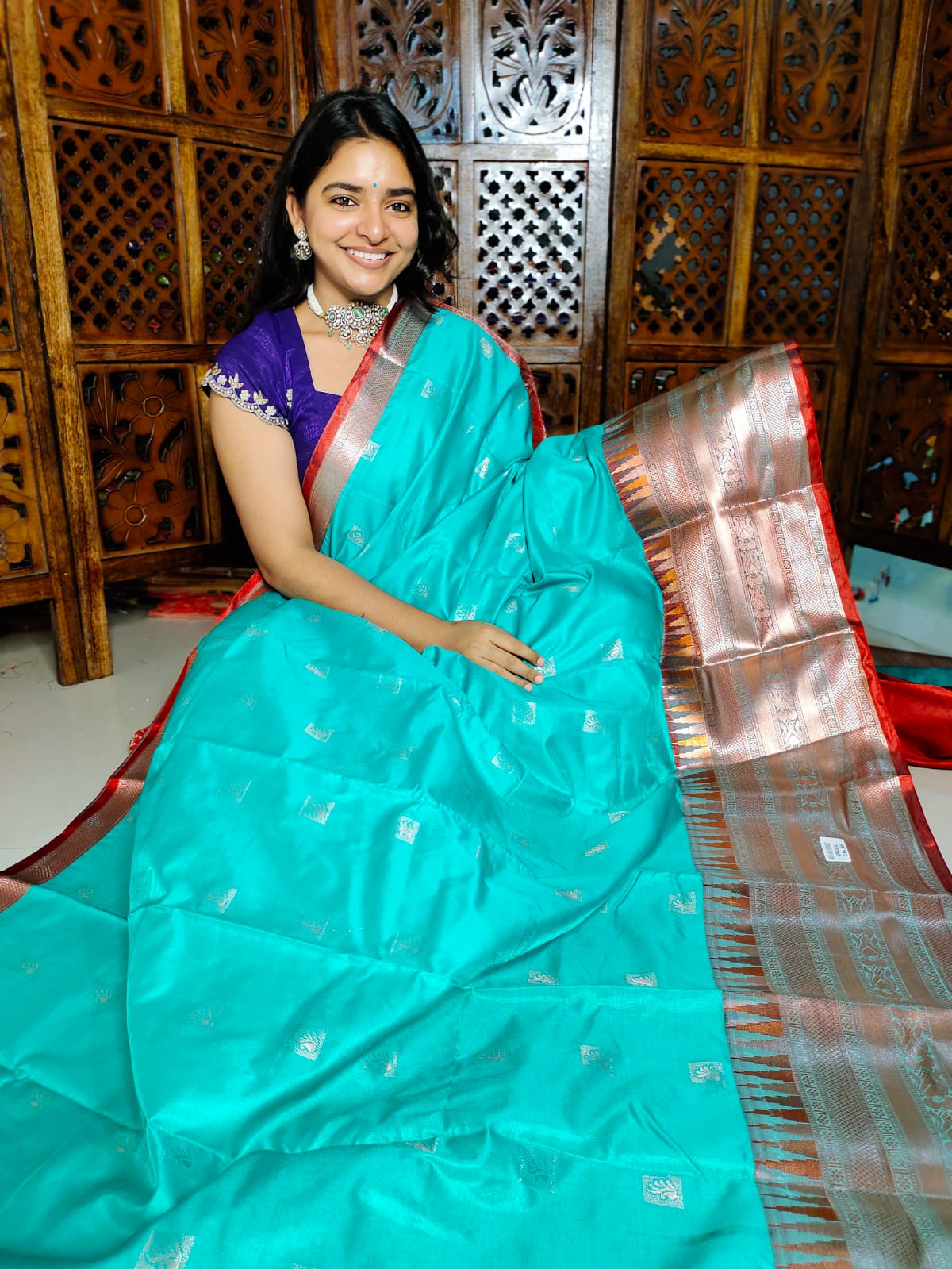 సంక్రాంతికి చీర ఆఫర్