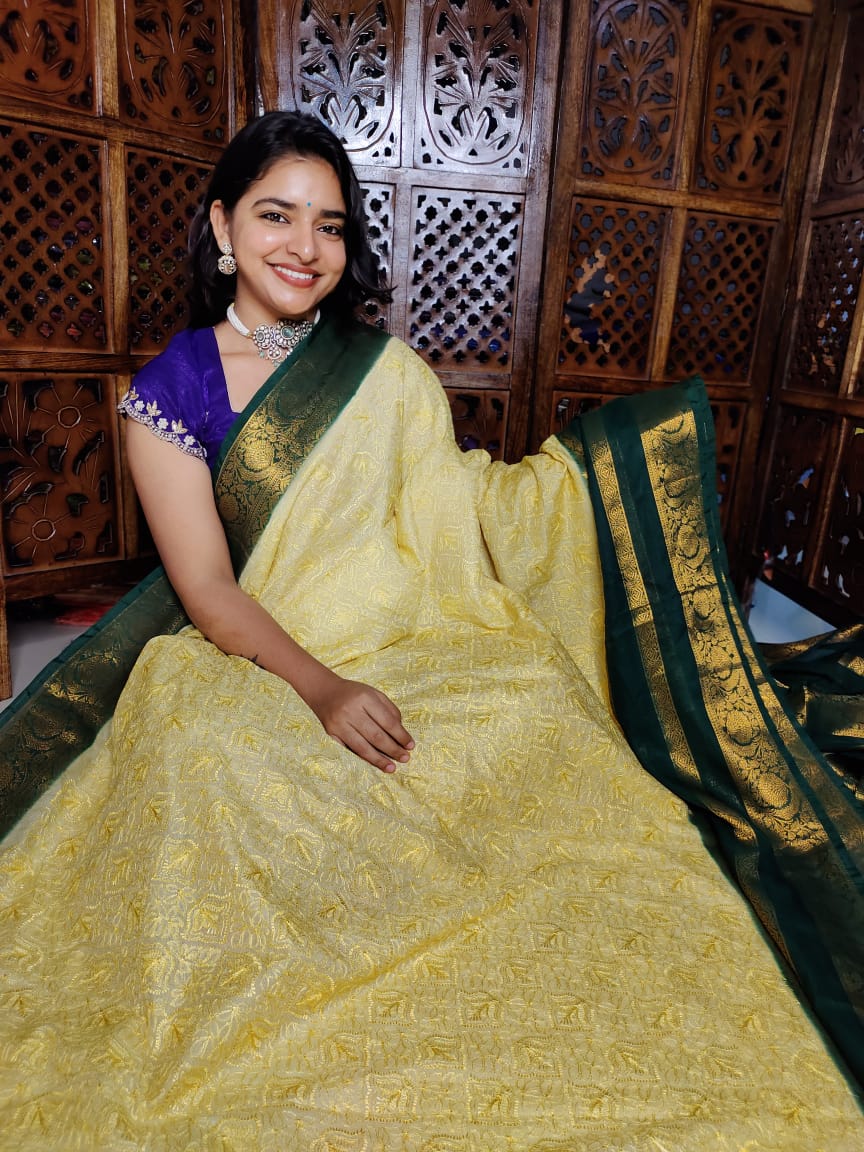 సంక్రాంతికి చీర ఆఫర్