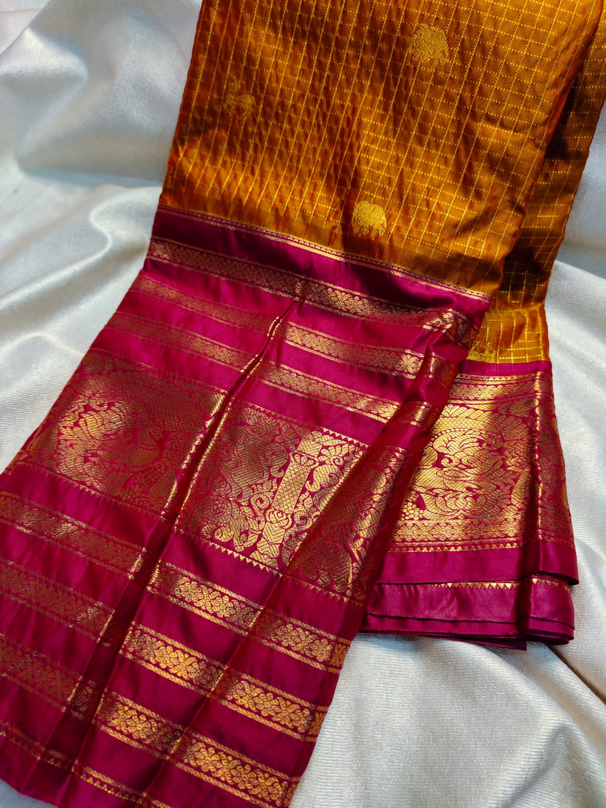 Vintage gadwal sarees