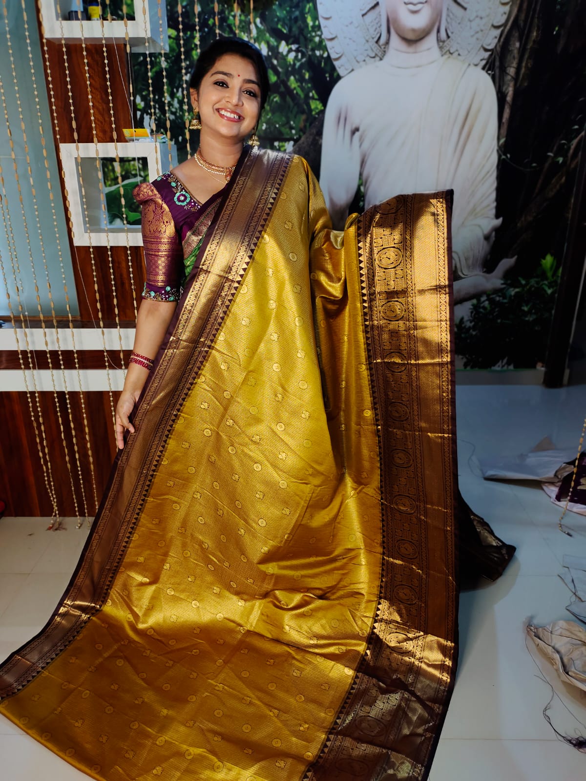 50% offer Valli gadwal