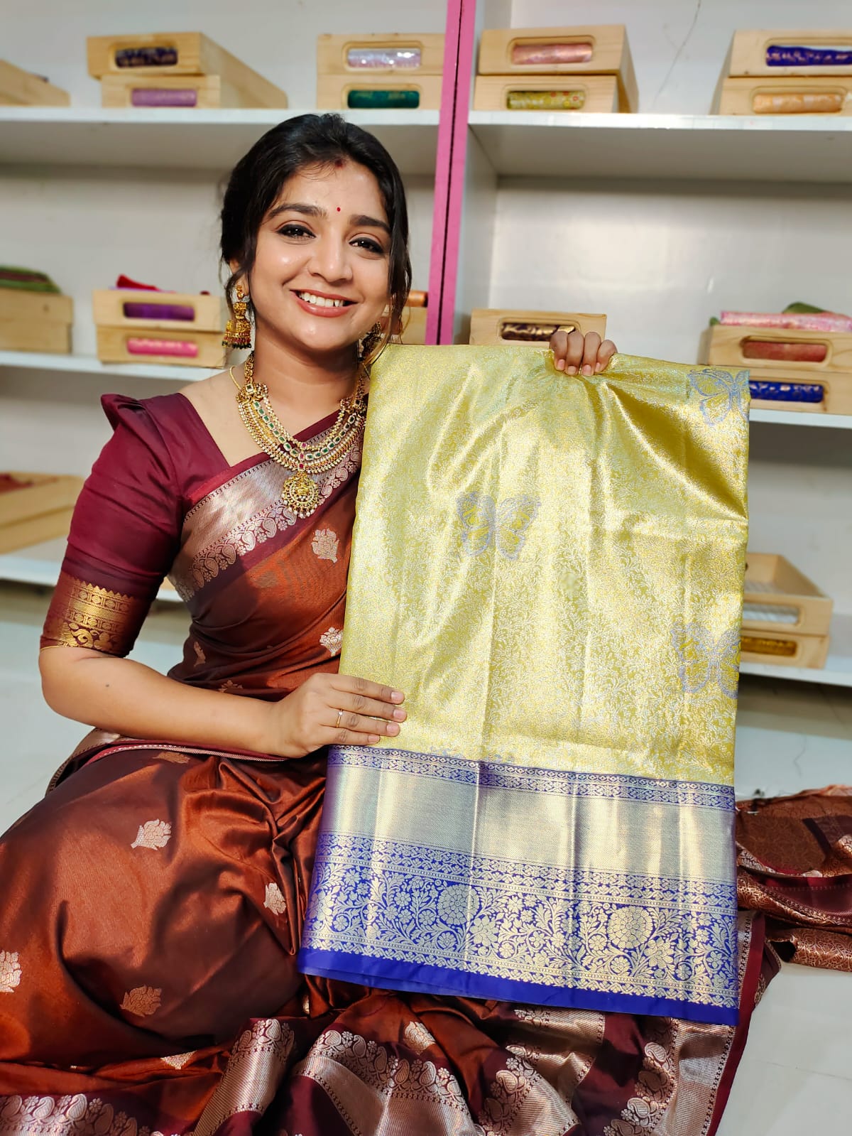 90% offer kanchi pattu collection
