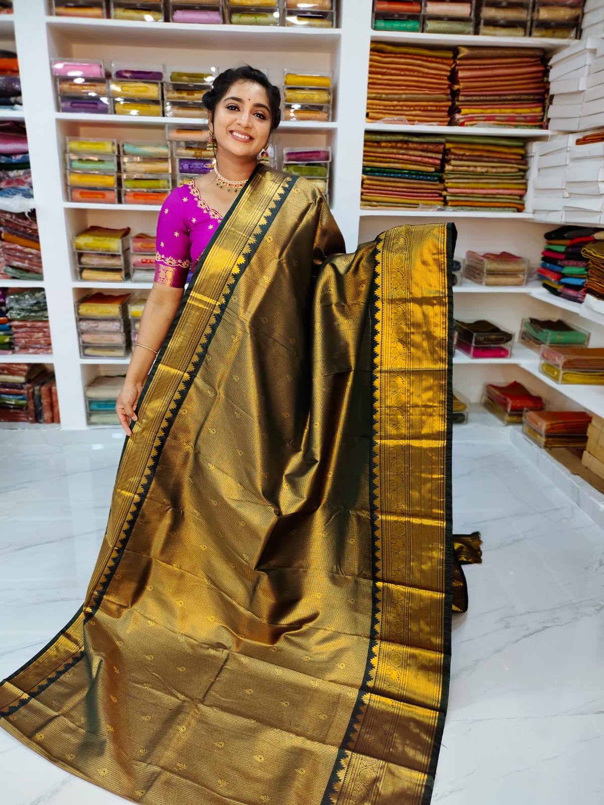 50% offer Valli gadwal