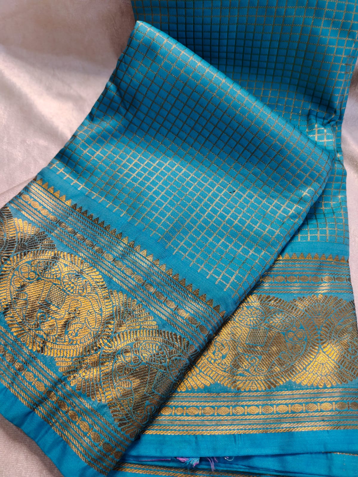 Vintage valli gadwal