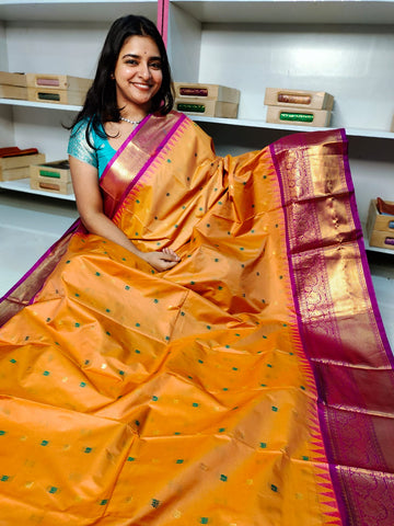 Vitange gadwal silk