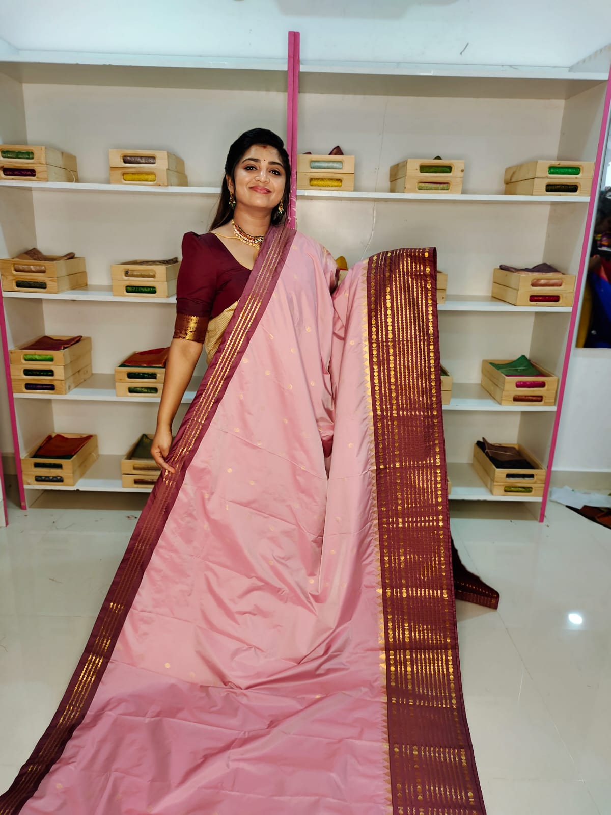 గద్వాల్ క్లియరెన్స్ సేల్