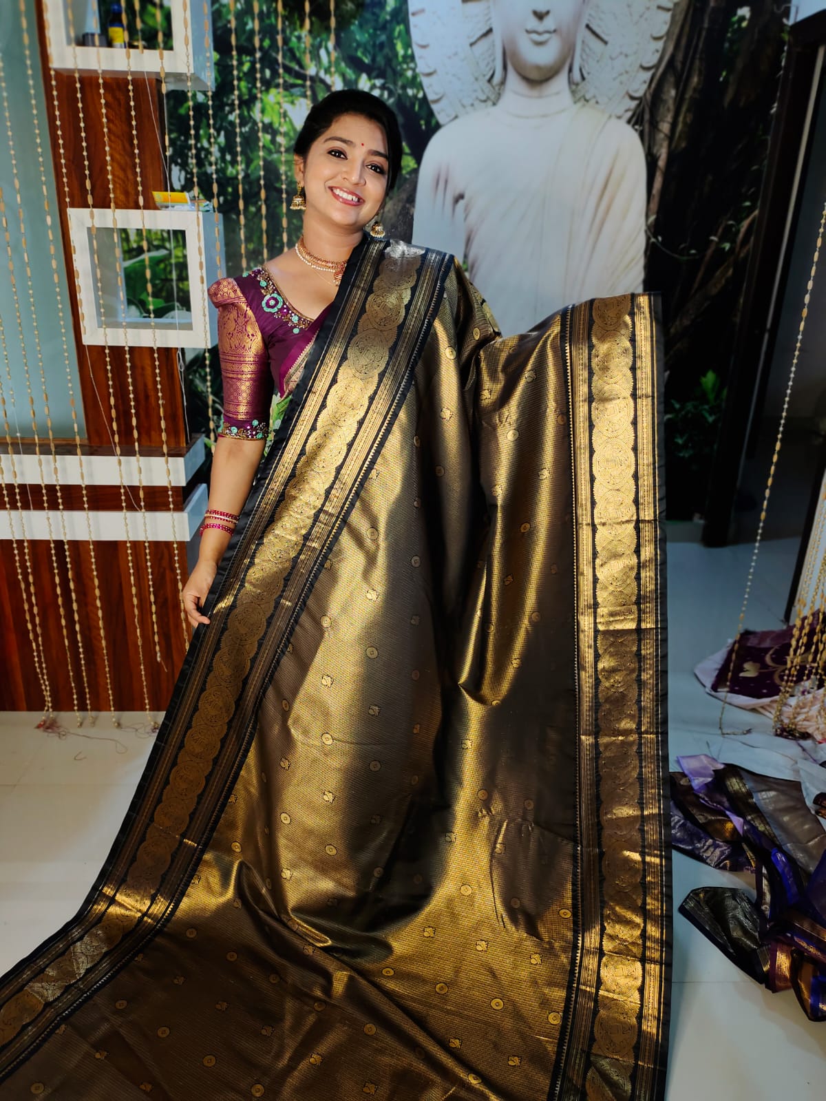 Valli gadwal 1day sale