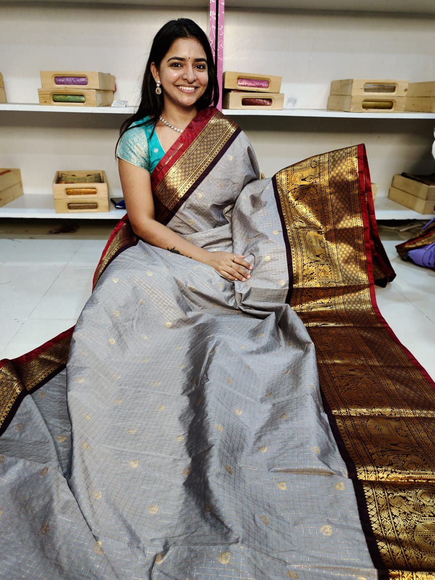 Gadwal offer sarees